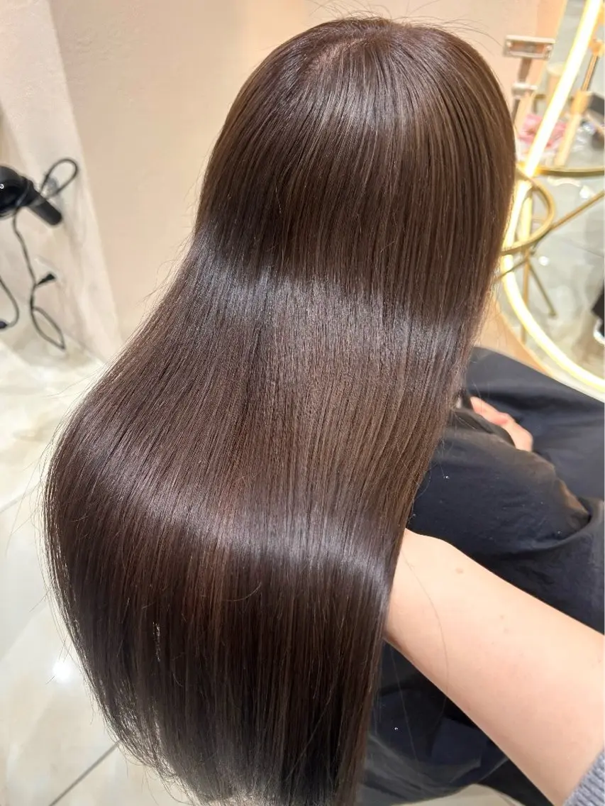 ロング カラー レイヤーカット ロング ヘアカラー 柔らかいガーリーヘア 🎀Mahiroのヘアスタイル