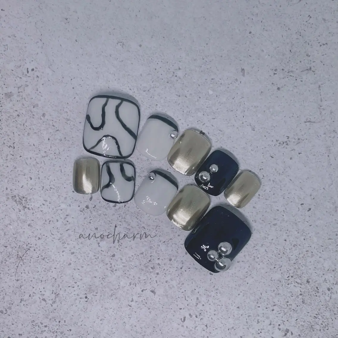 ネイル フットネイル anocharm _annaの眉毛・アイブロウイメージ