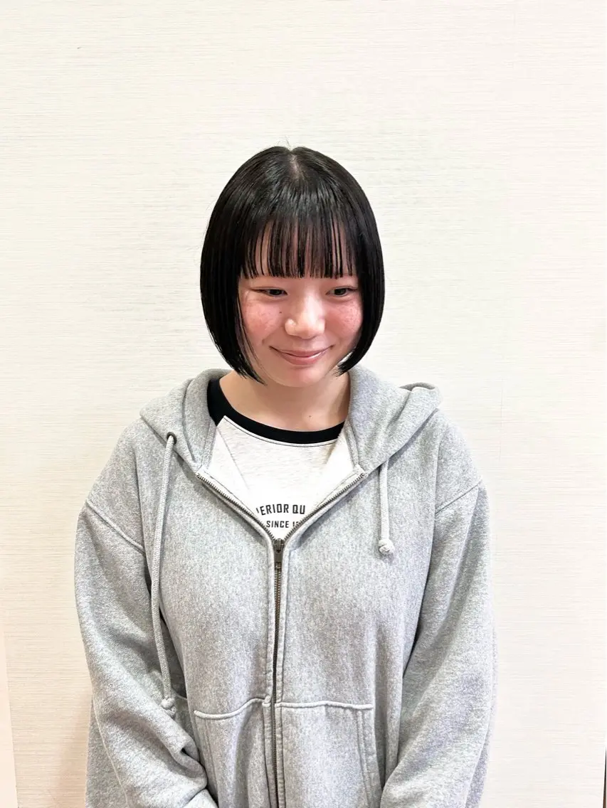 前髪カットの写真