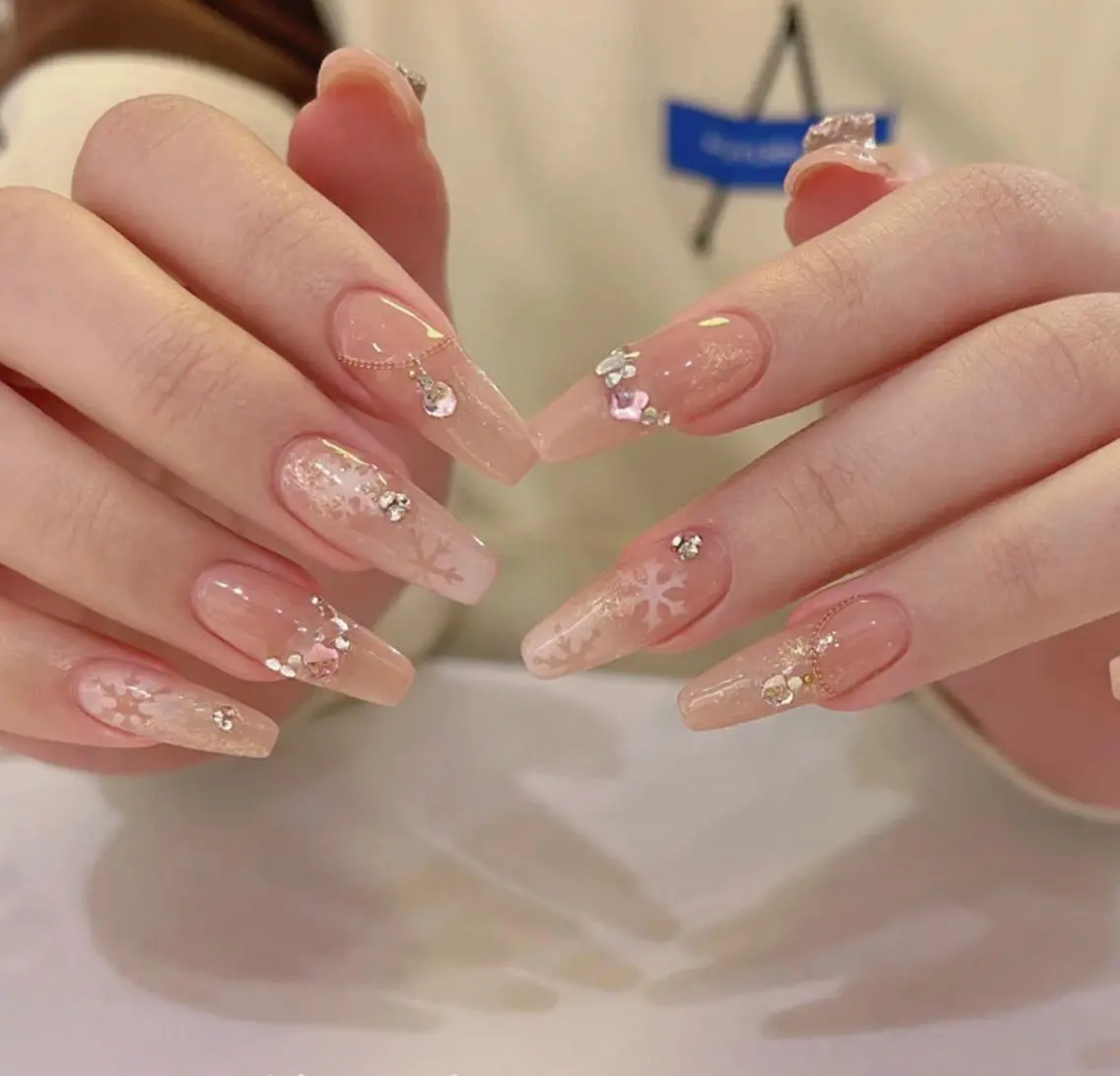 ネイル ハンドネイル Queens マオのネイルデザイン