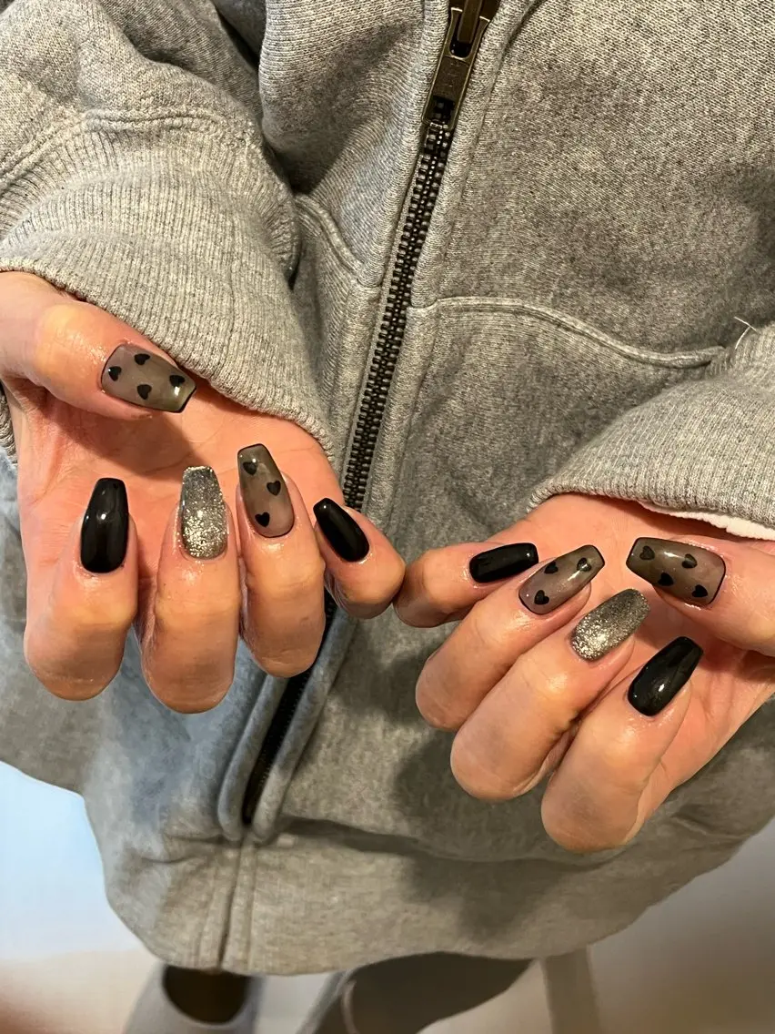 ハンドジェルネイル（アート•ストーン10粒まで込み）※オフありの写真