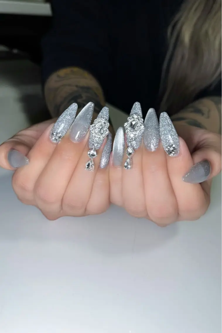 ネイル フラッシュネイル フラッシュマグ 持ち込み ハンドネイル lio nail___のネイルデザイン