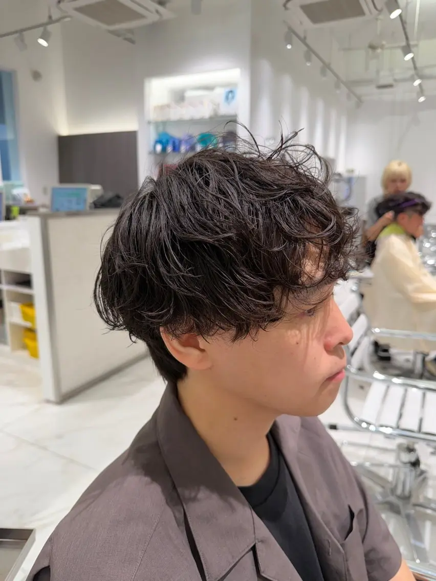 ショート パーマ メンズ メンズパーマ カット パーマ 村泉 心のヘアスタイル