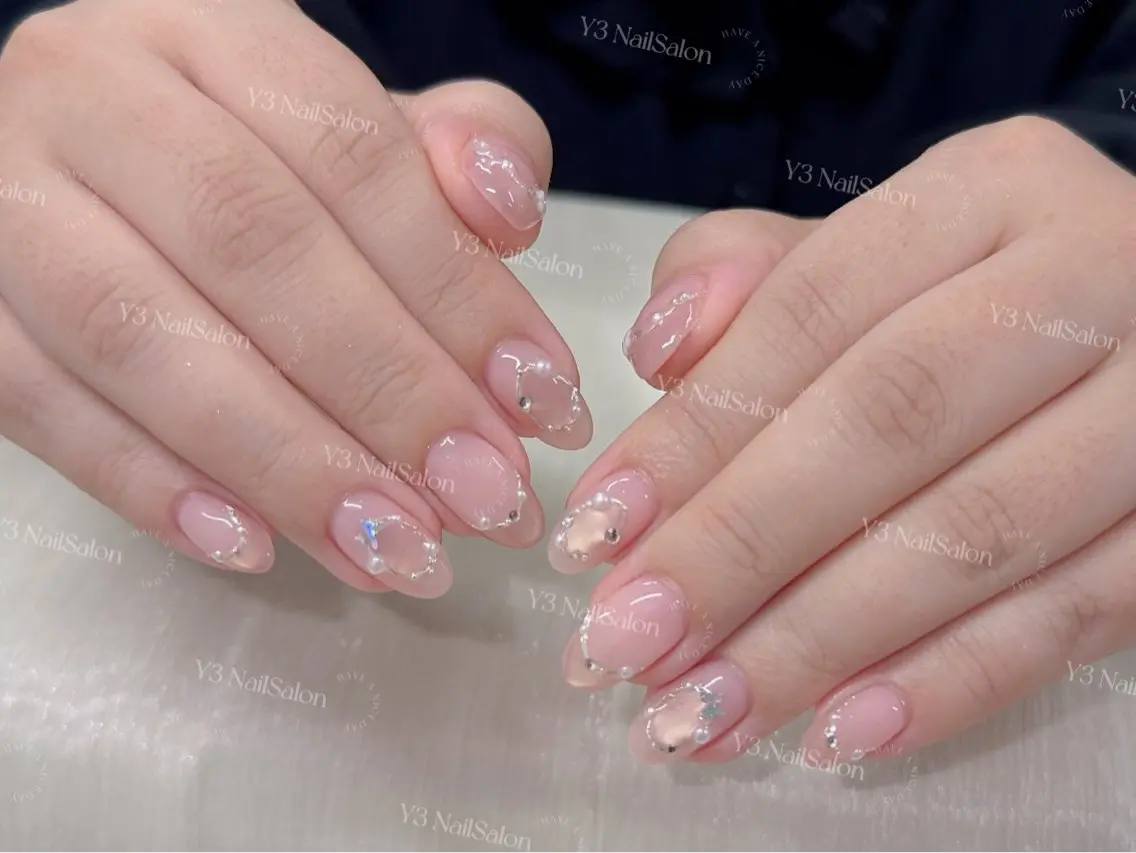 ネイル ガーリー ハート キラキラネイル 韓国ネイル 持ち込み ハンドネイル Y3 NailSalonのネイルデザイン