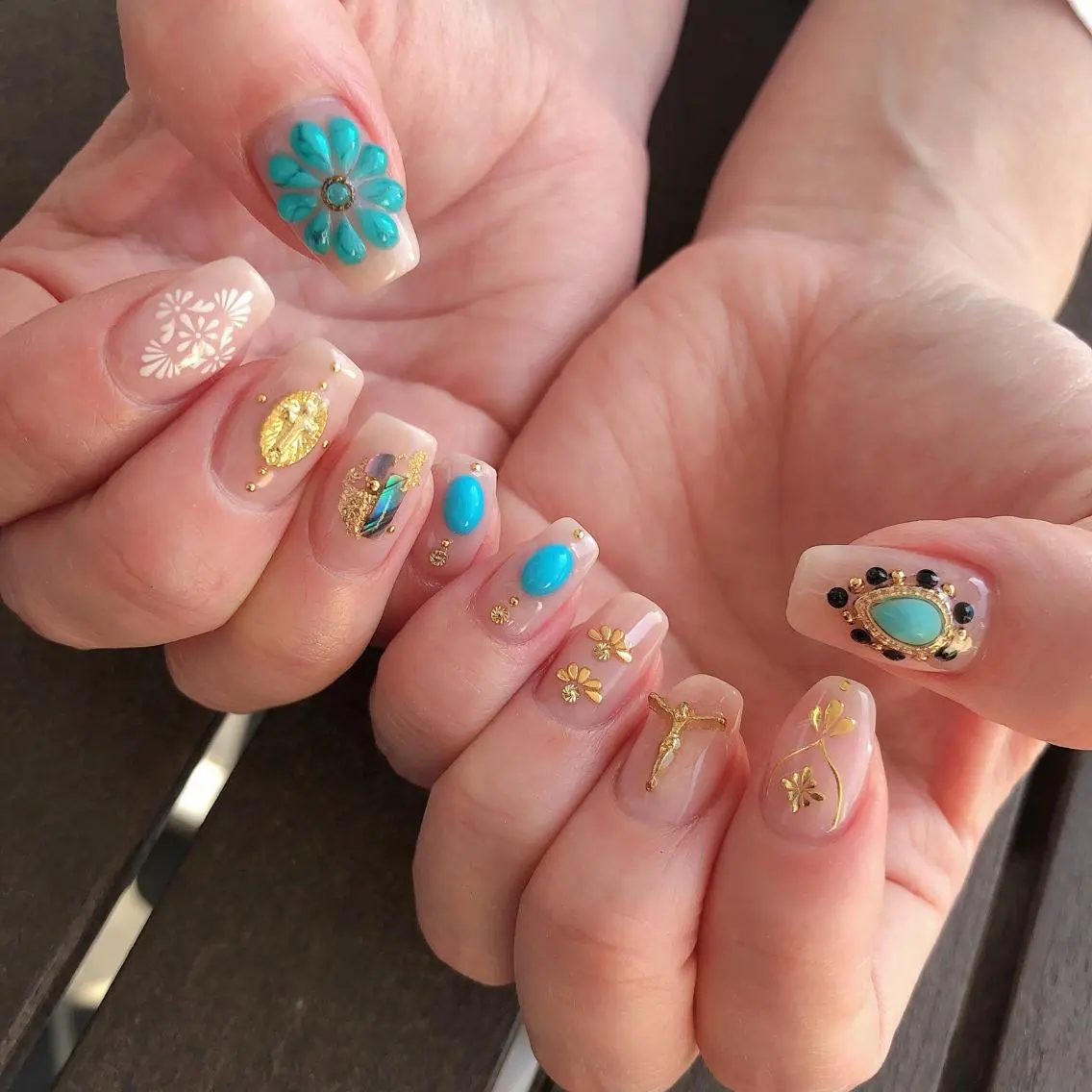 ネイル ハンドネイル フットネイル ナナイチゼロ I.Naoのネイルデザイン
