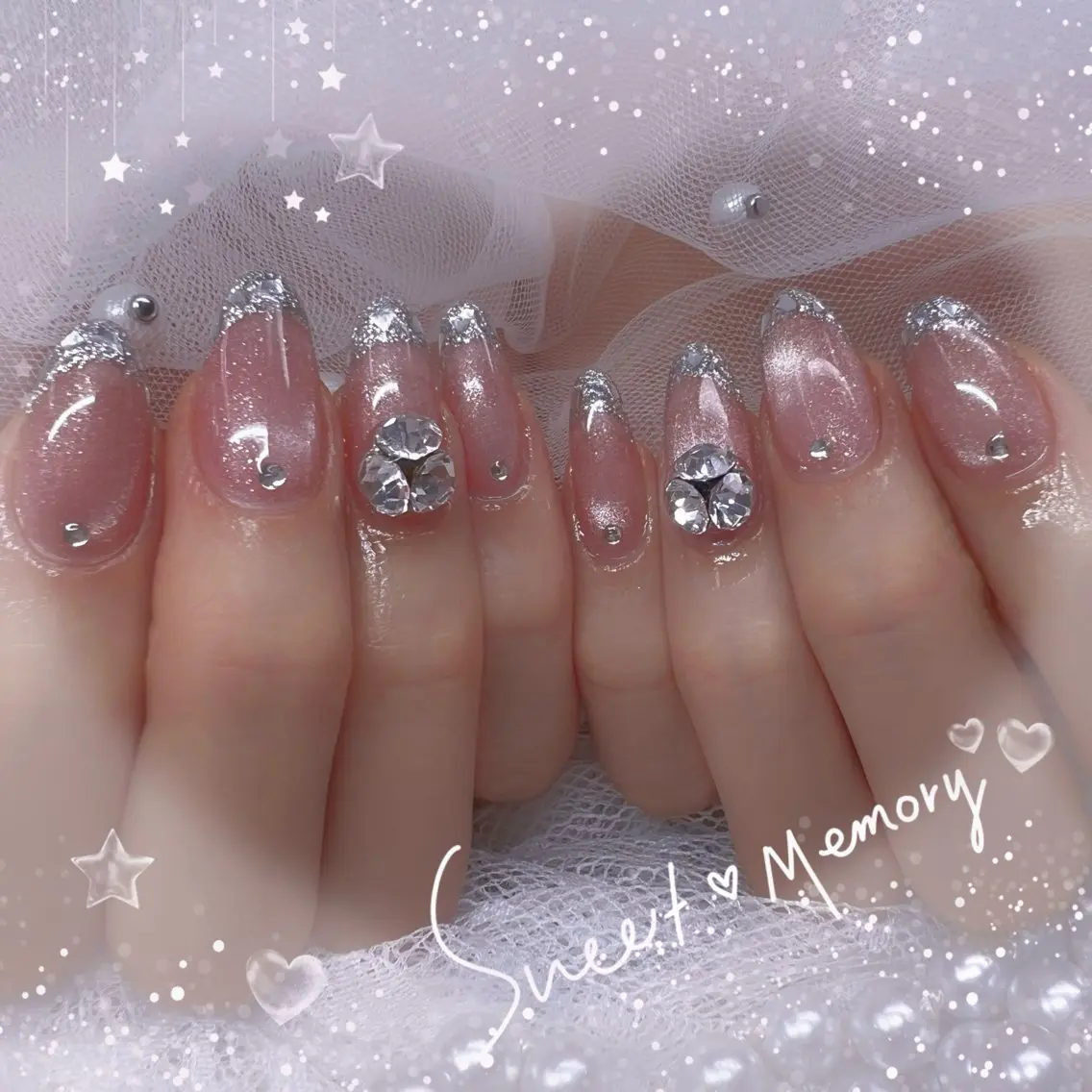 ネイル チークネイル フレンチネイル ガーリー ガラスフレンチ グラデーション ハンドネイル Chill Nailsalonのネイルデザイン