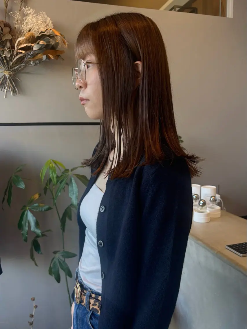 セミロング カット miyu /niilのヘアスタイル