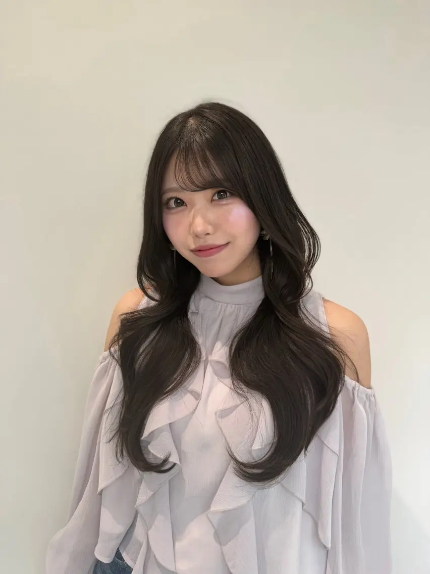 ロング カット ヘアカラー SONA/レイヤー/ 顔周り/ダブルカラーのヘアスタイル