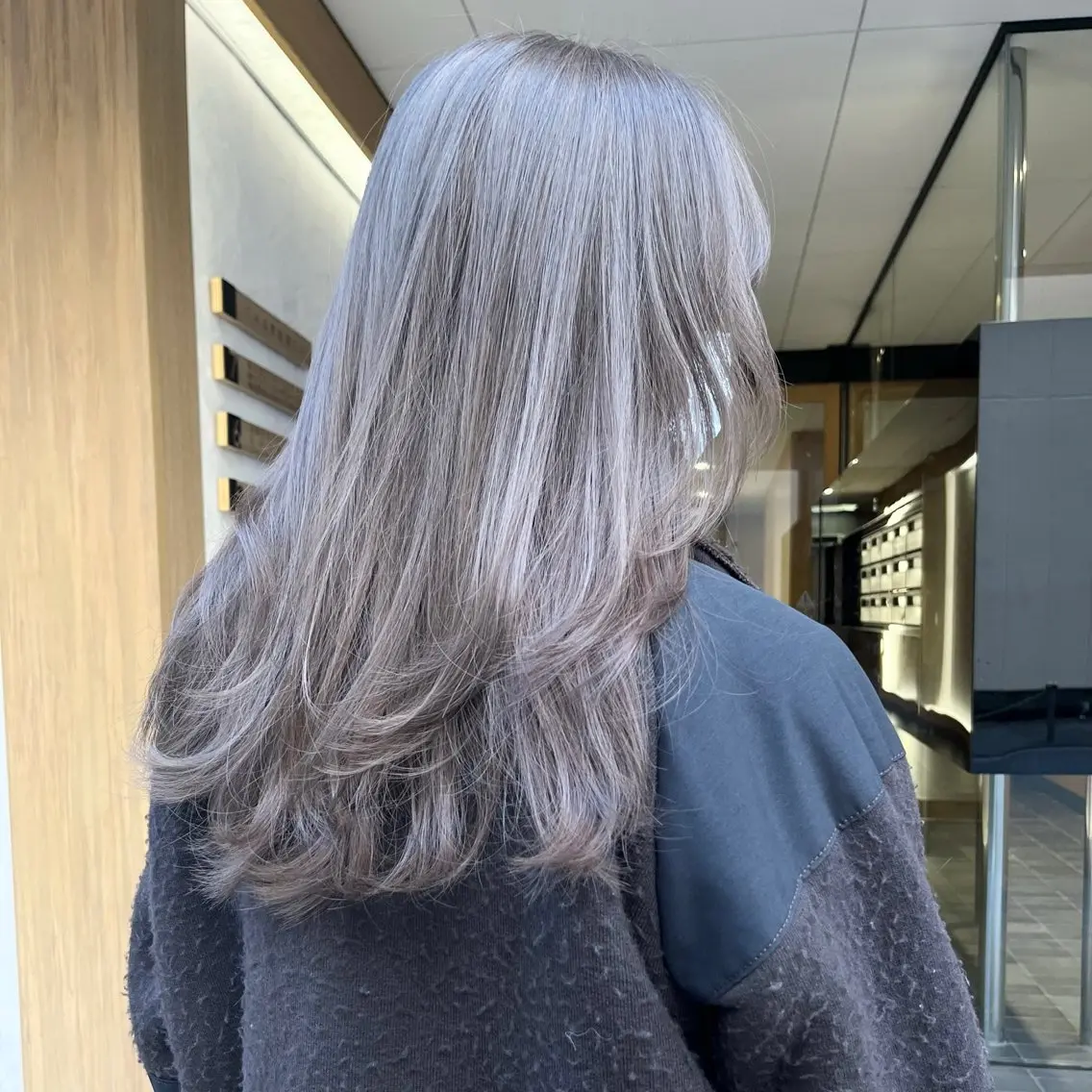 セミロング カラー 堺 鳳 ママ美容師 yukariのヘアスタイル