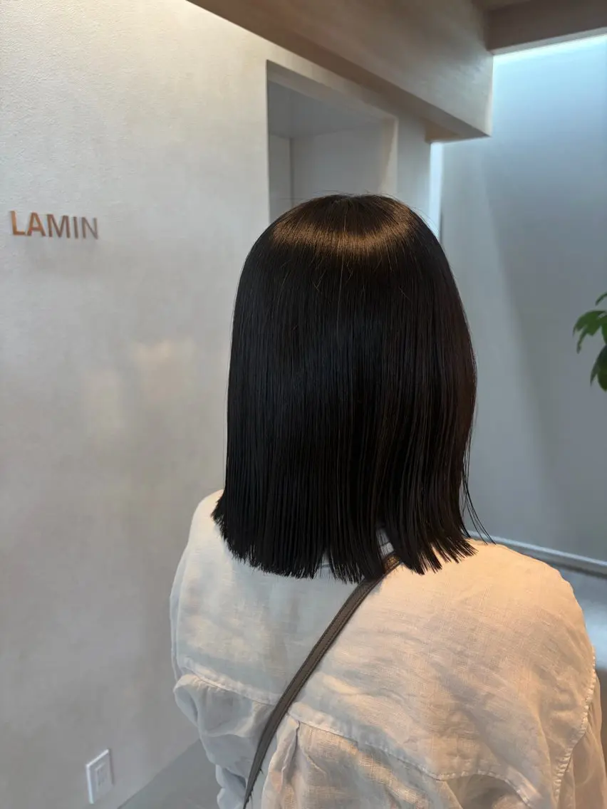 ミディアム 髪質改善 カット 縮毛矯正 トリートメント 松井 千夏のヘアスタイル