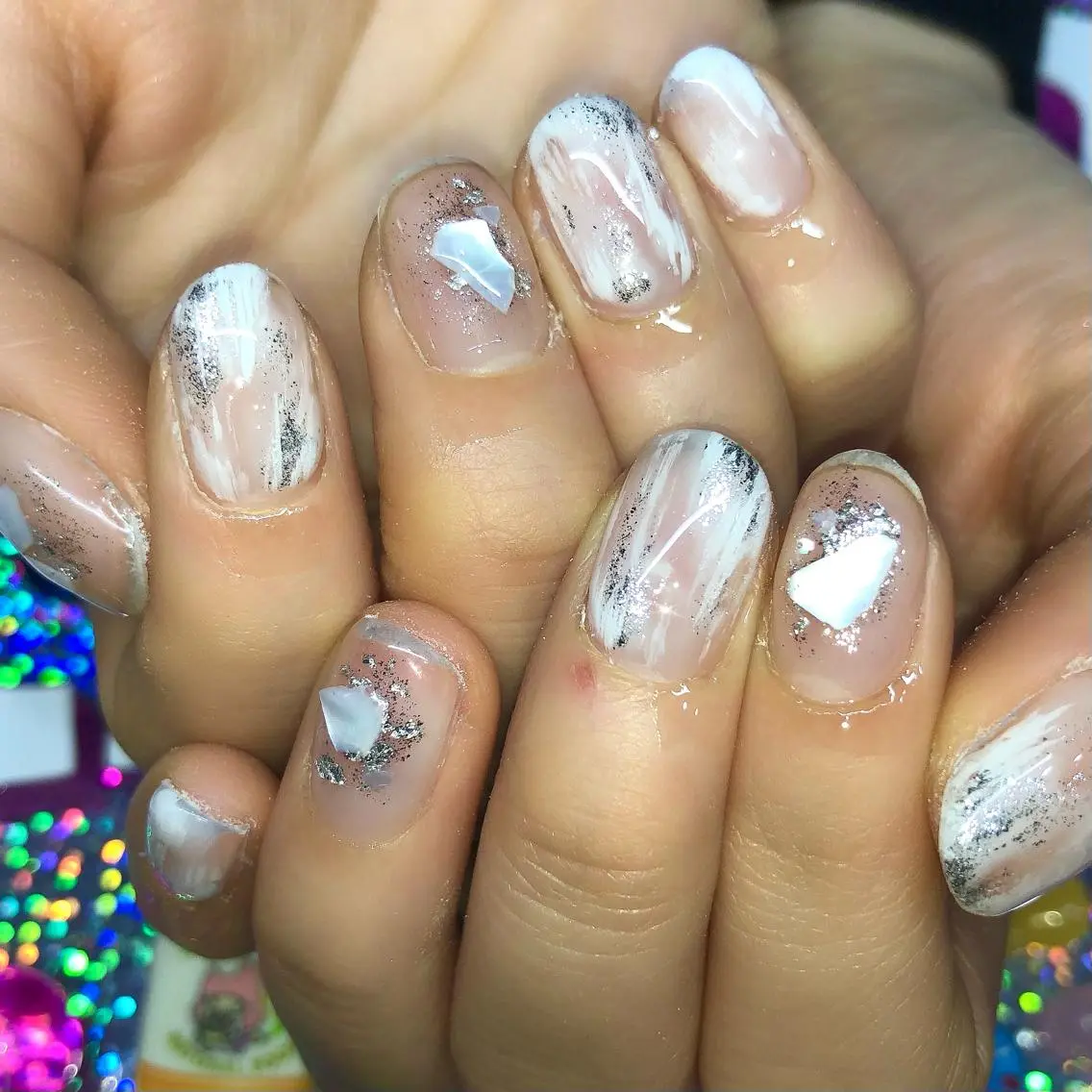 ネイル 持ち込み ニュアンスネイル ホワイト ハンドネイル 【Yappy🌈】 💖P-tanaのネイルデザイン