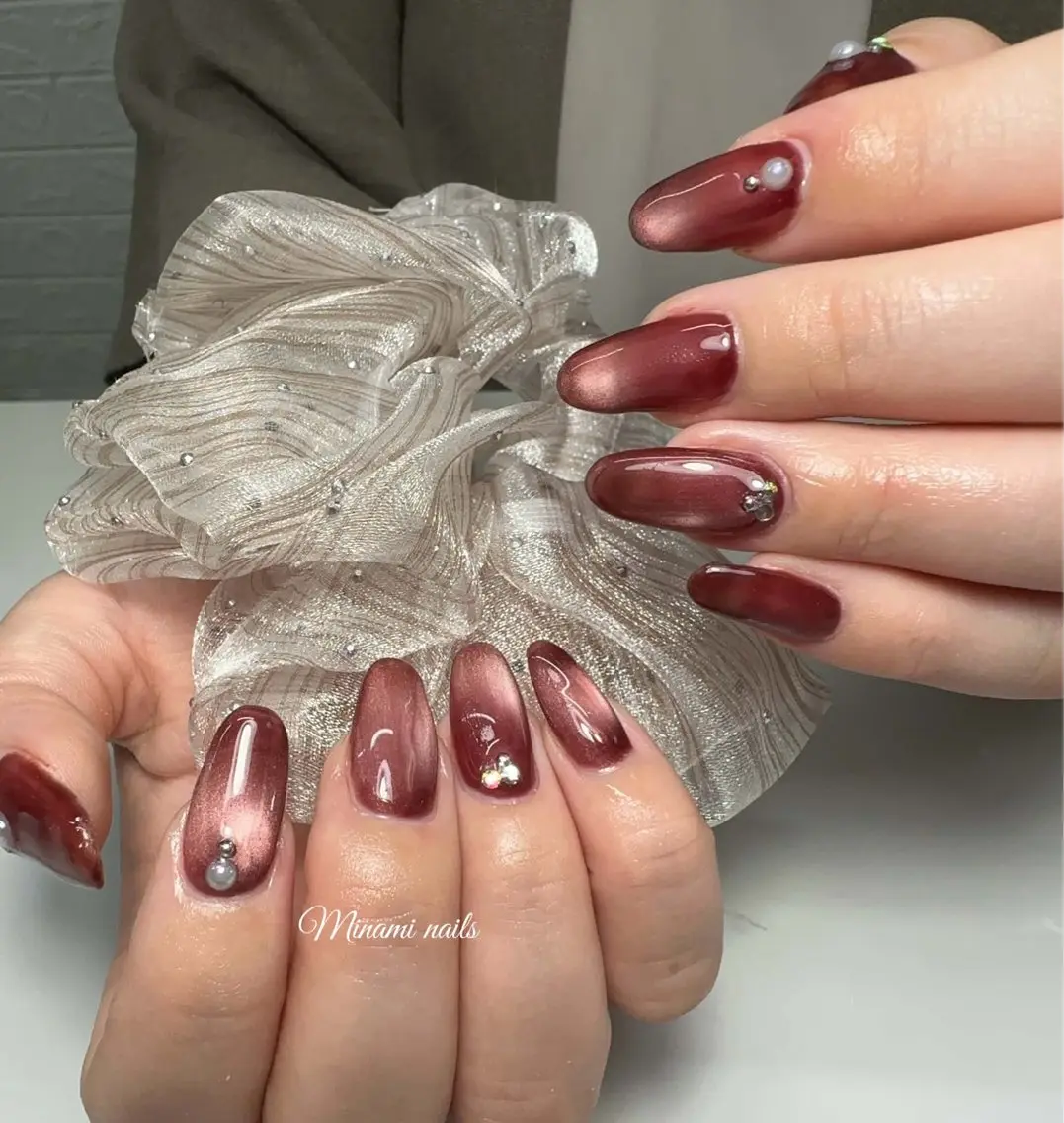 ネイル アートネイル ガーリー キラキラネイル 韓国ネイル マグネットネイル ハンドネイル Minami Nailsのネイルデザイン