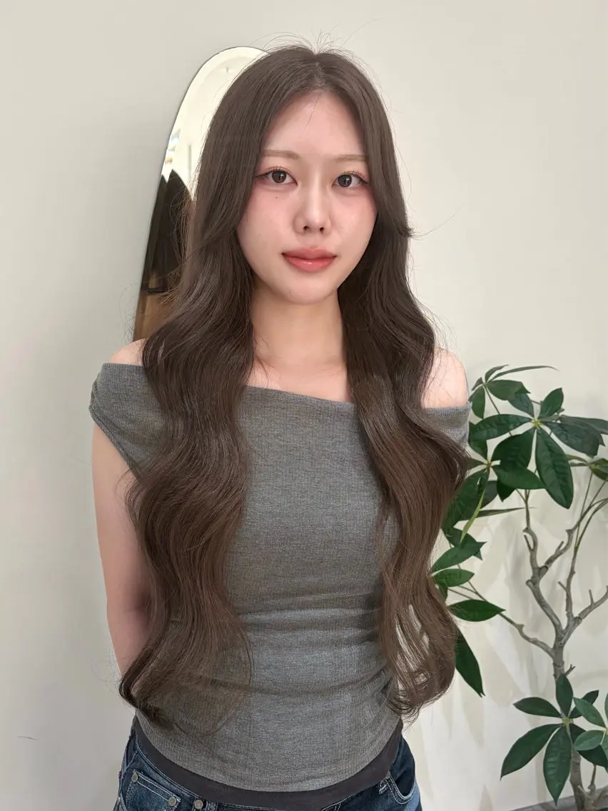 ロング カラー カット ヘアカラー トリートメント nakahara madokaのヘアスタイル
