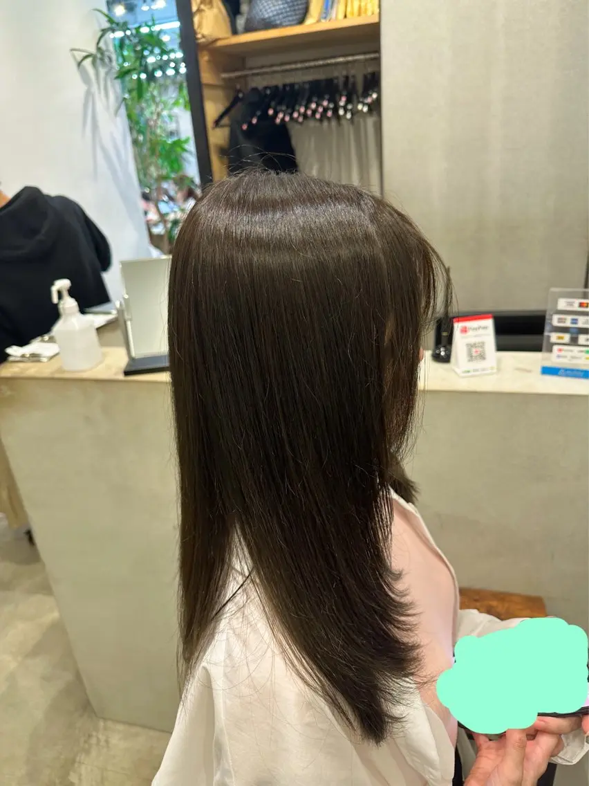 カラー グレージュ オリーブグレージュ オリーブグレー 川口開世 short cutのヘアスタイル
