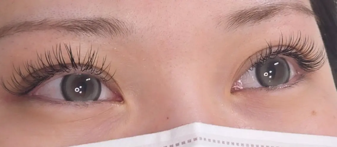 マツエク・マツパ フラットラッシュ Vine eyelashのマツエク・マツパデザイン