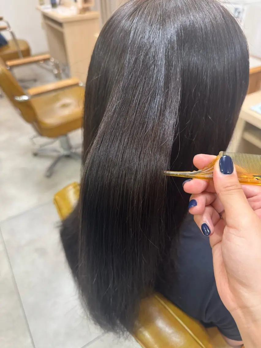カラー 鈴木 南海のヘアスタイル