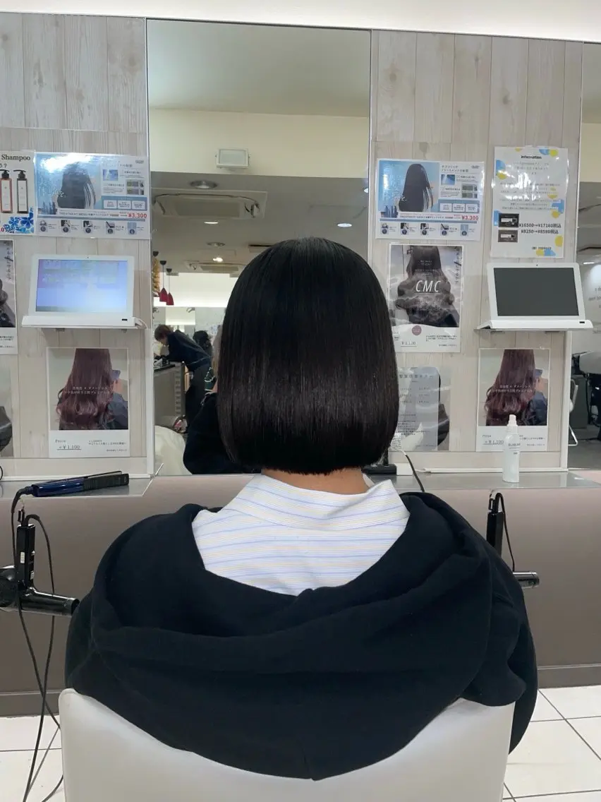 ミディアム カット 🍓暖色艶髪カラー 桝崎🎀ིྀのヘアスタイル