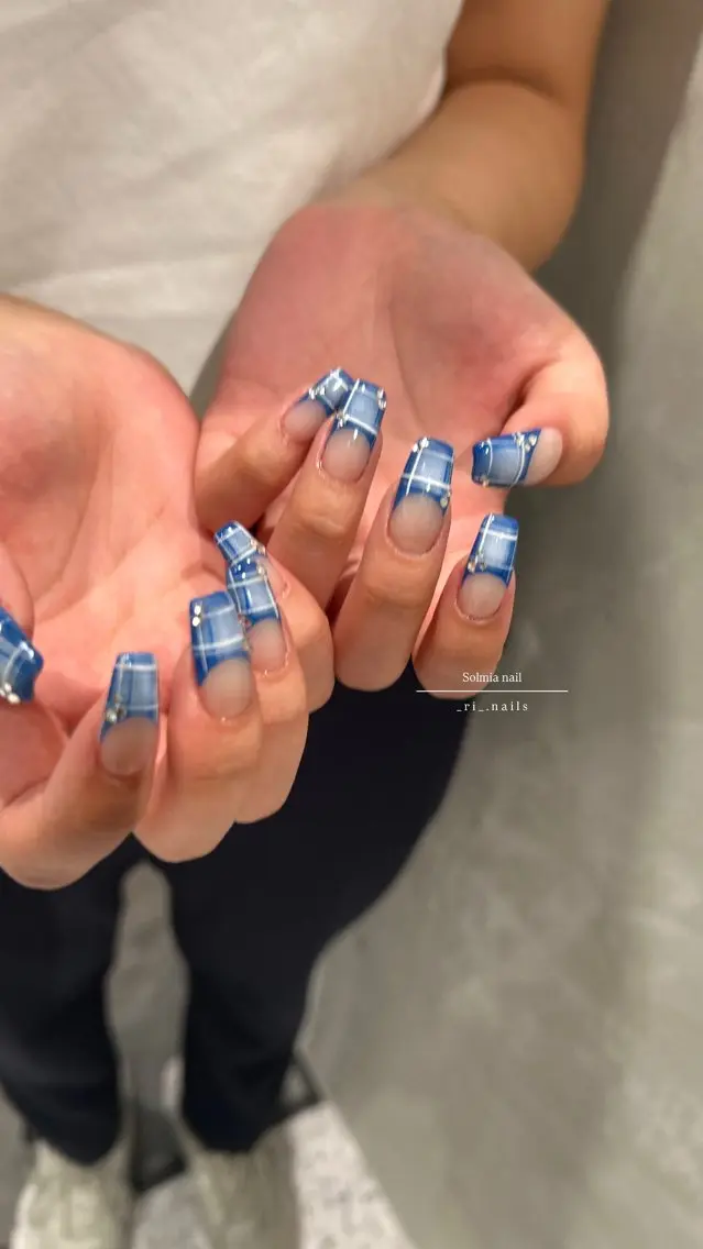 ネイル ハンドネイル . Linaのネイルデザイン