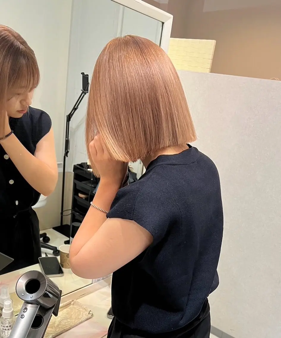 ショート カラー 赤み無し柔らかカラー 【梅田】madokaのヘアスタイル