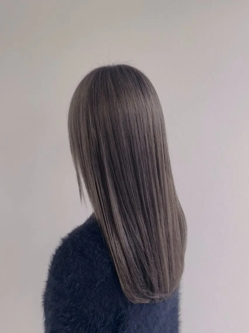 ロング カラー グレージュ ミルクティーグレージュ カット ヘアカラー 田中  愛のヘアスタイル