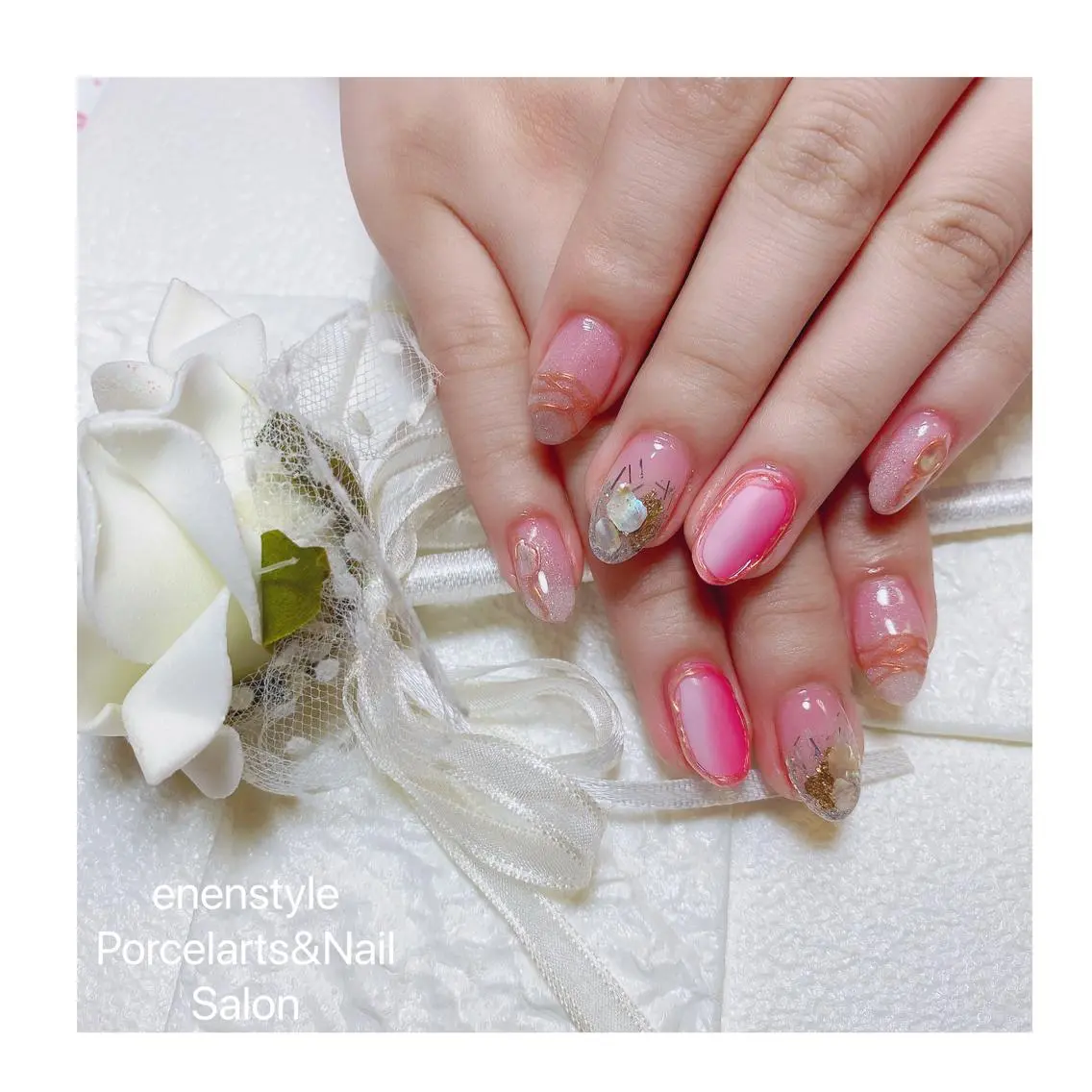 ミディアム ネイル ハンドネイル 🐾enen style 🐾のネイルデザイン
