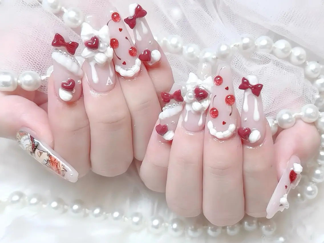 ネイル オーロラネイル チークネイル 桜ネイル クリアネイル ドット ハンドネイル Rin Nail Shinokuboのネイルデザイン
