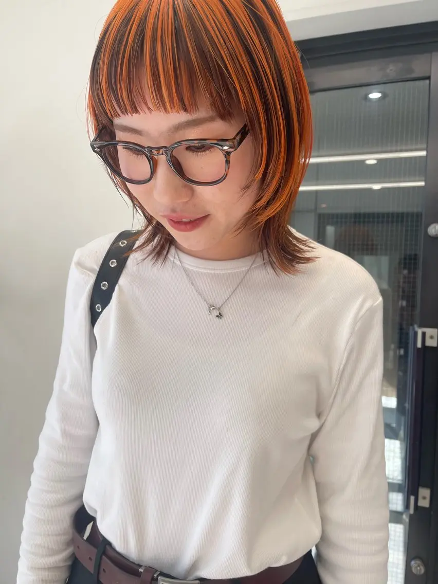 ミディアム カラー カット ヘアカラー トリートメント 💓パーマ，💗 レイヤーカットのヘアスタイル