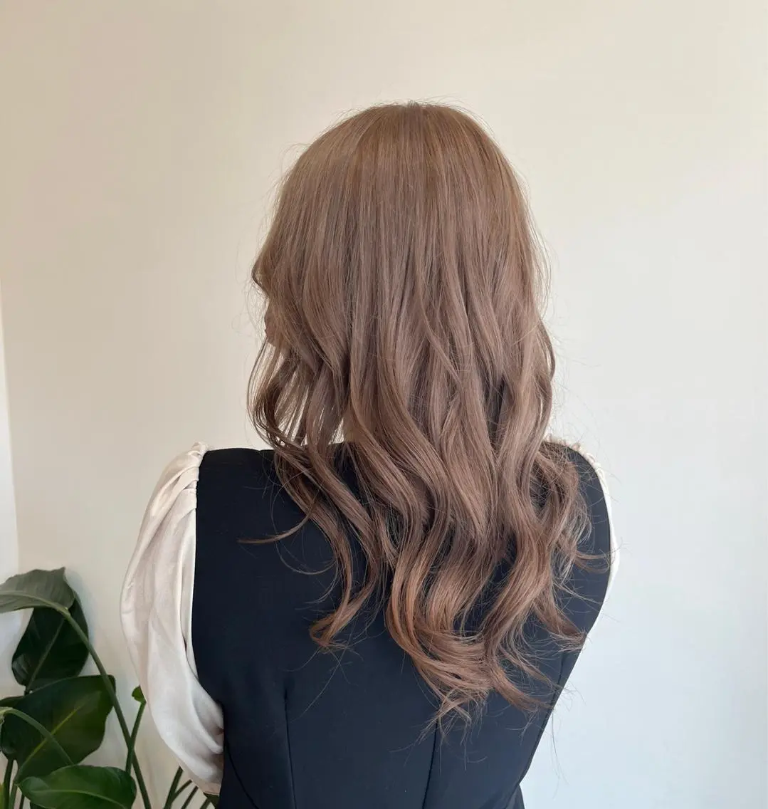 セミロング バレイヤージュ特化｜ Takuのヘアスタイル