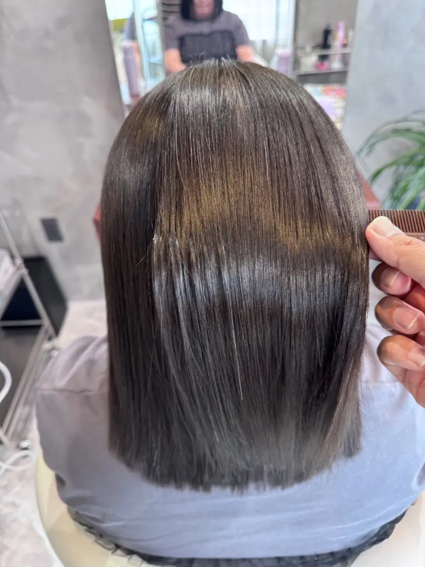 セミロング パーマ 縮毛矯正 🍀and hair 日比野のヘアスタイル