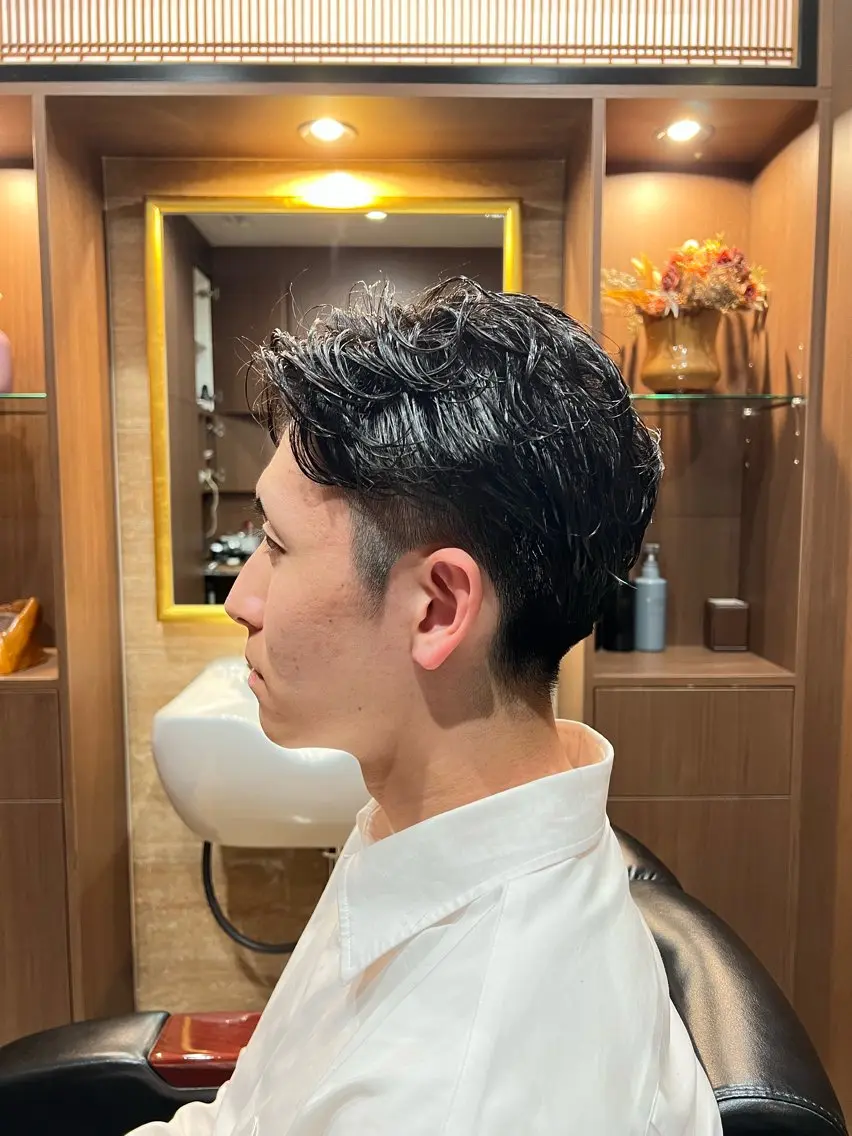 ミディアム 秋山 琳太のヘアスタイル