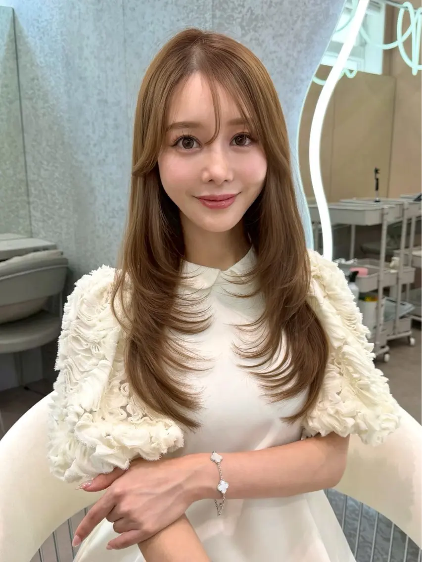 ロング 縮毛矯正 縮毛矯正 舟久保 七海のヘアスタイル