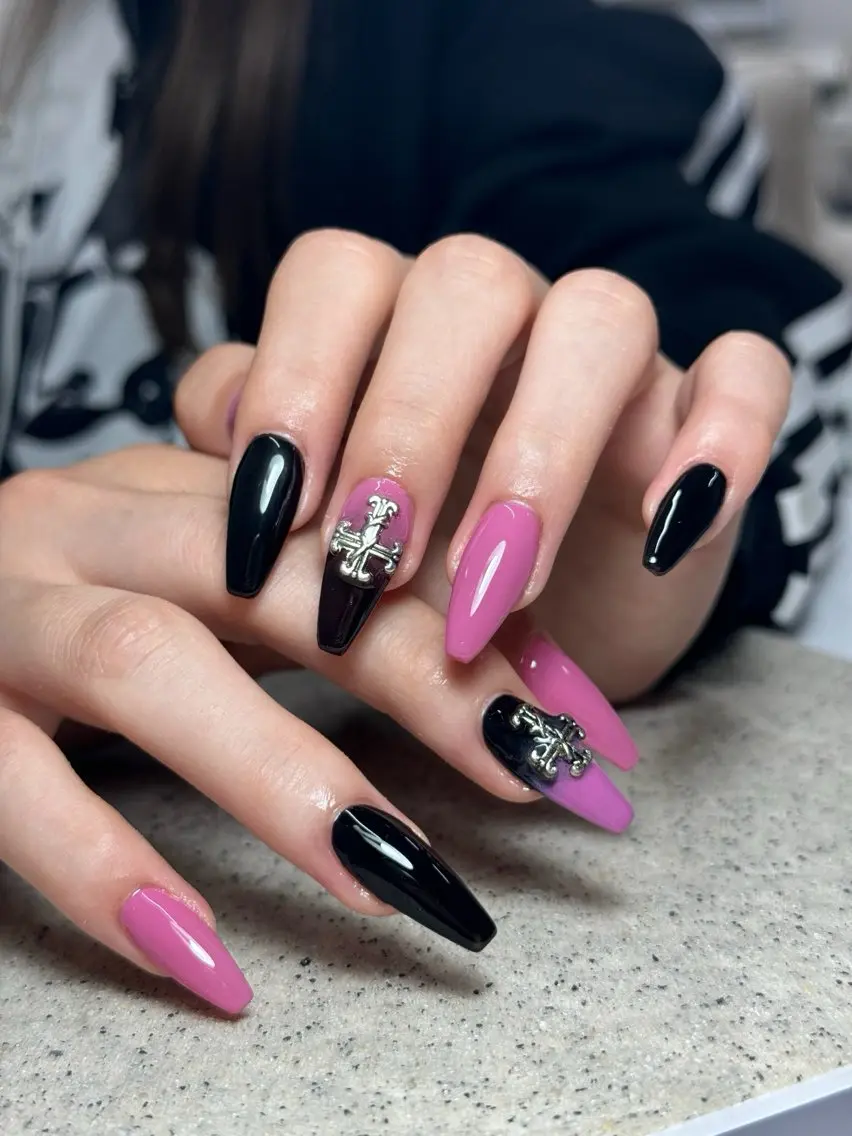 ネイル オーロラネイル ブルー チークネイル フットネイル フレンチネイル ハンドネイル GIN NAILのネイルデザイン
