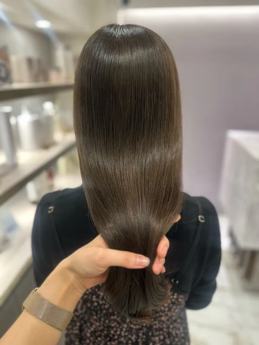 ロング カラー カット ヘアカラー トリートメント 韓国レイヤー✨ yasuko銀座のヘアスタイル