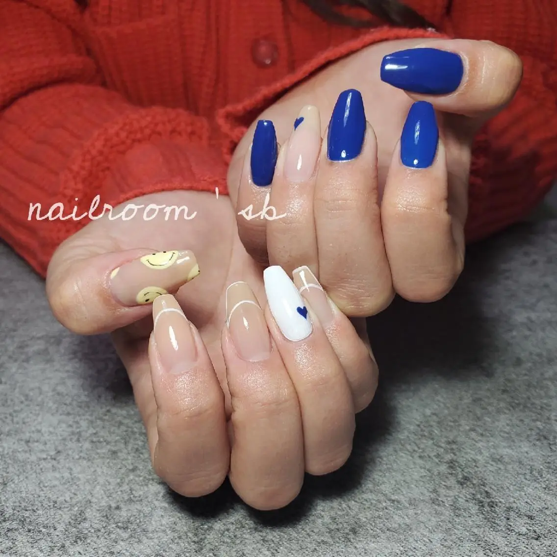 ネイル 持ち込み ハンドネイル nailroom sb𓈒𓂂𓏸のネイルデザイン