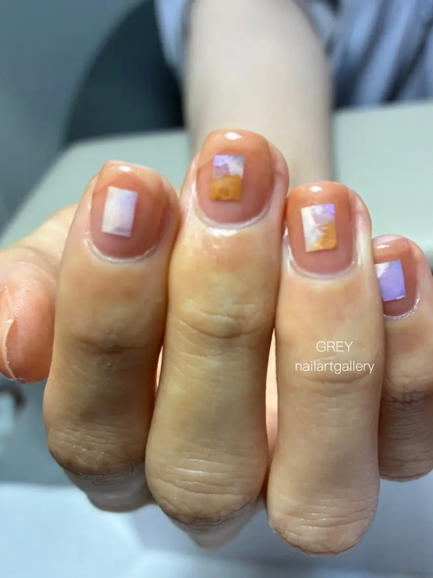 シンプルな中で少しだけ遊ぶ♪大人の定額シンプルデザイン(オフ有り)の写真