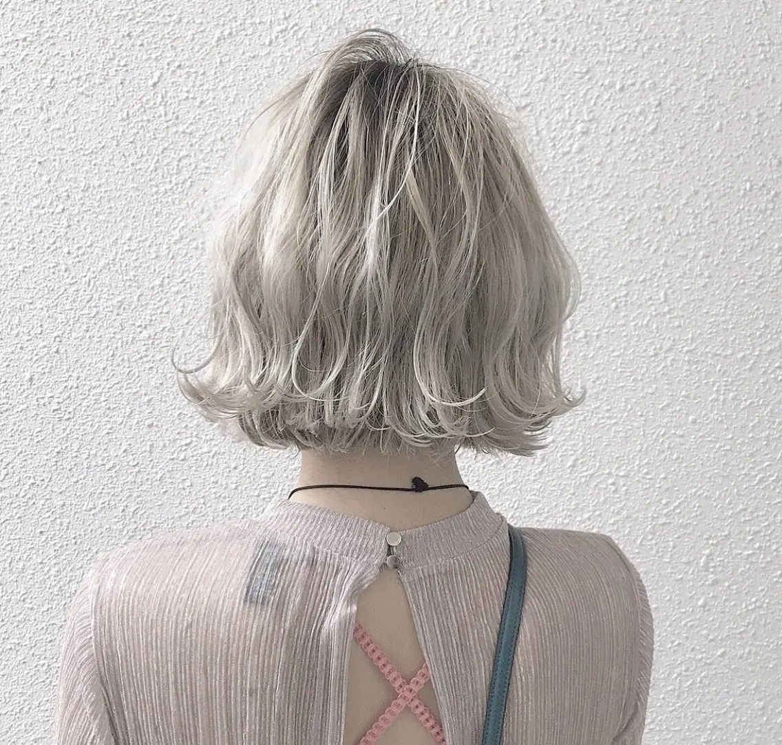 ショート カラー ショートボブ ボブ ショートヘア カット ヘアカラー トリートメント CHERIEブリーチ ダブルカラー 天神のヘアスタイル