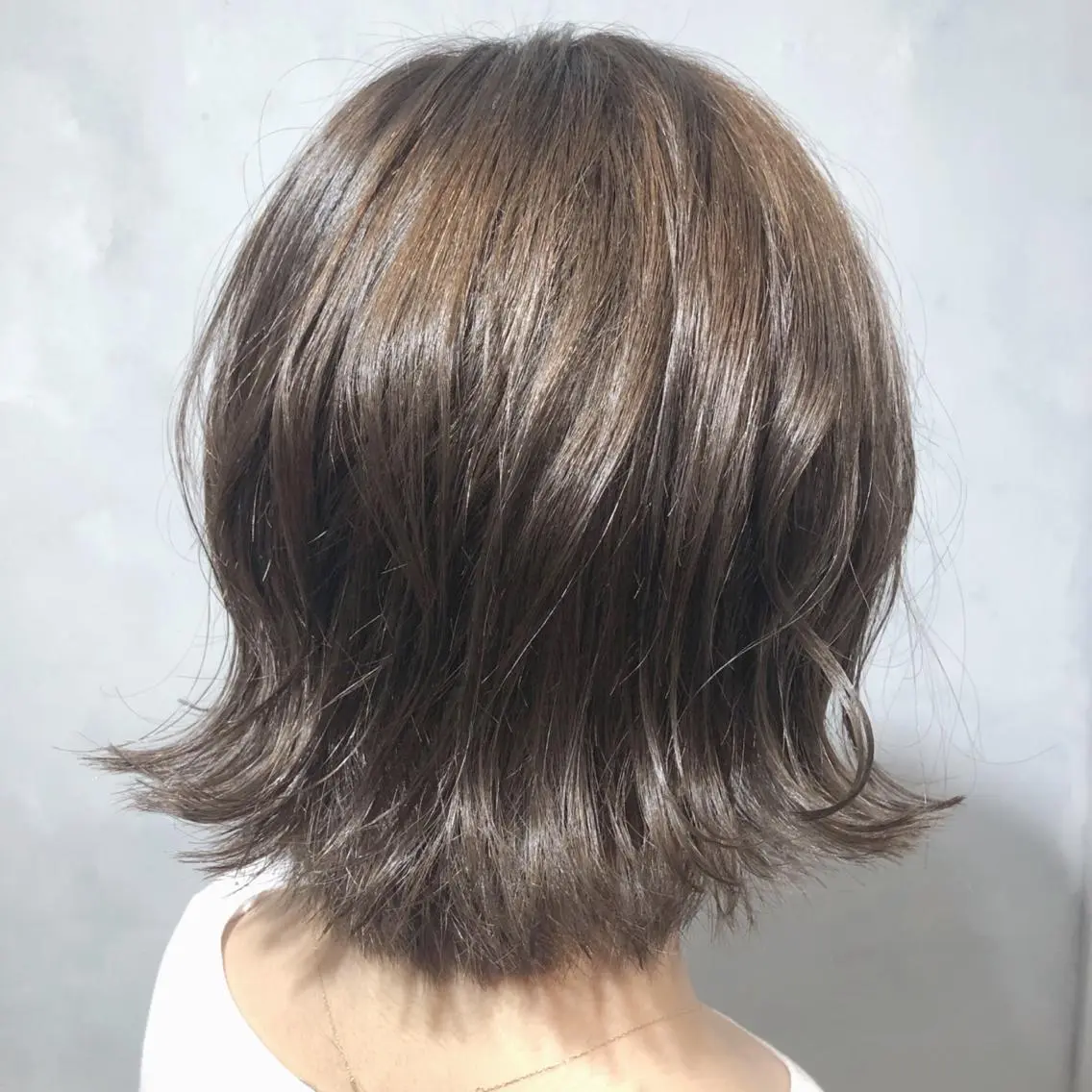 ミディアム カラー ブリーチ グレージュ ブリーチなしカラー カット ヘアカラー トリートメント ブリーチなしWカラー メンズカット✨ワタベのヘアスタイル