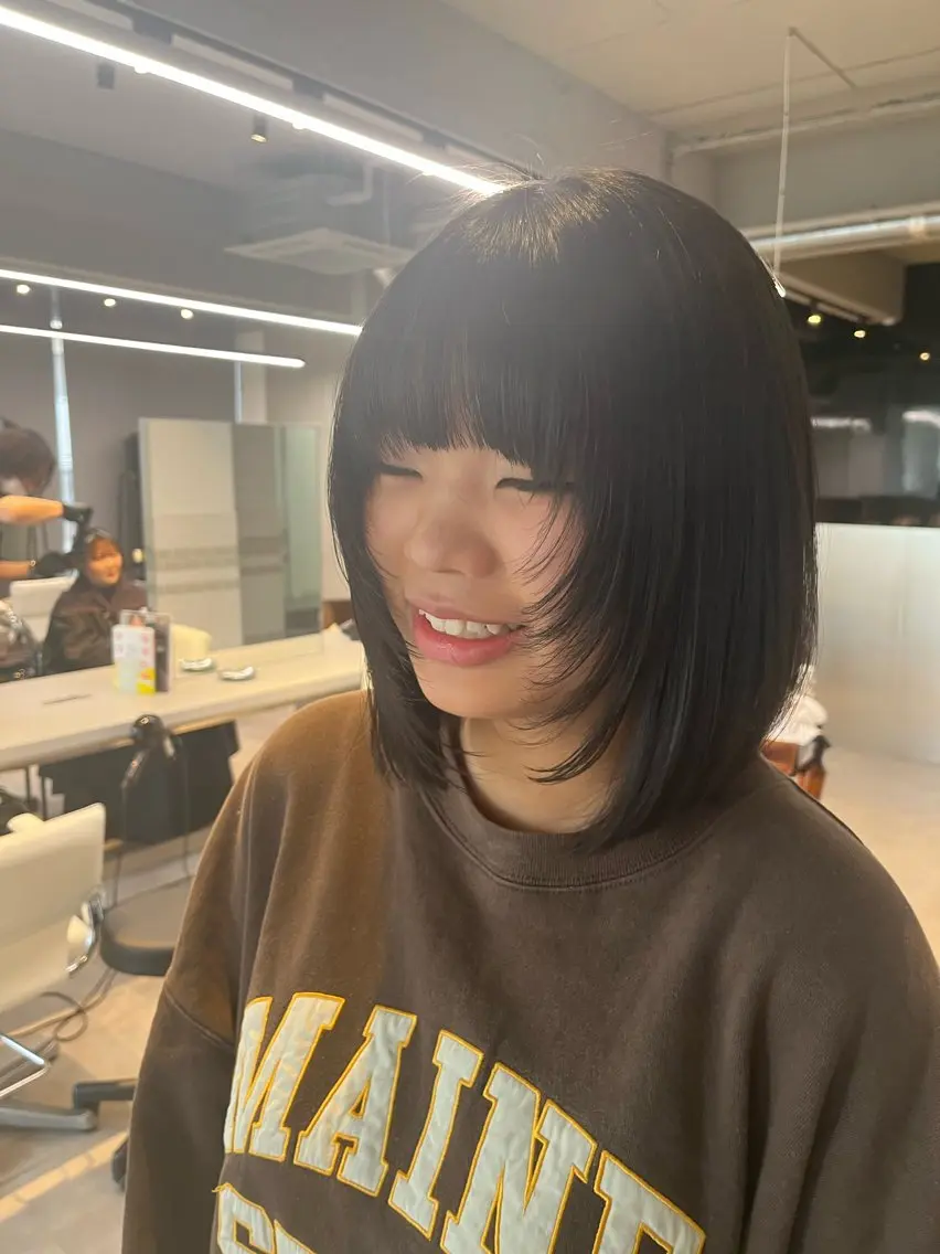 ミディアム ボブ レイヤーカット 🌷ムロ ユミ🌷のヘアスタイル