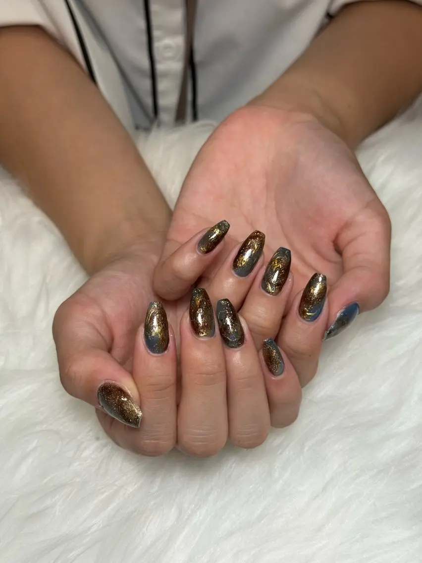 ネイル チークネイル ドット フットネイル フレンチネイル グラデーション ハンドネイル ハンドケア Aria Nail Beautyのネイルデザイン