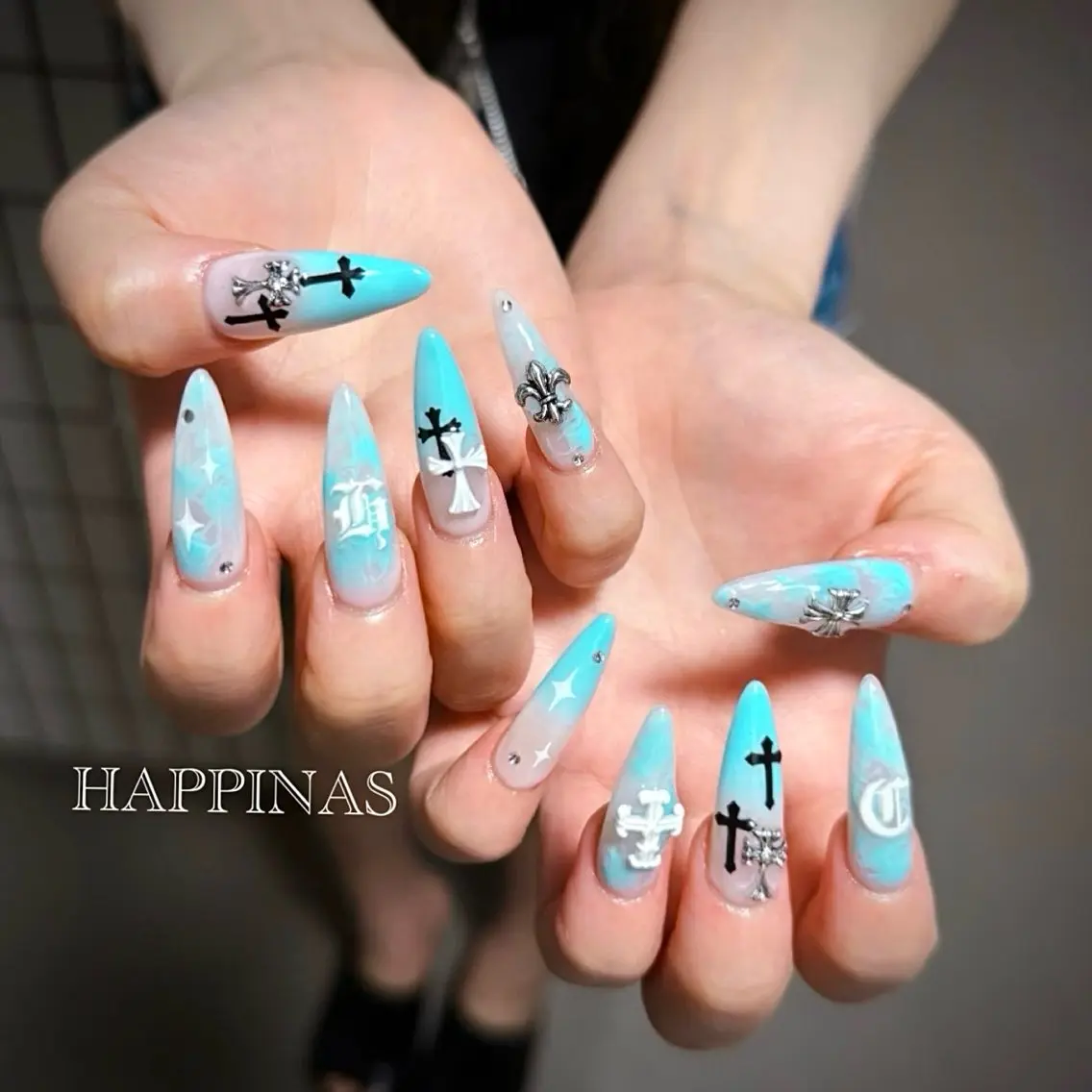ネイル グラデーション 水色 大理石ネイル(マーブル) スカルプネイル ハンドネイル HAPPINAS ののかのネイルデザイン