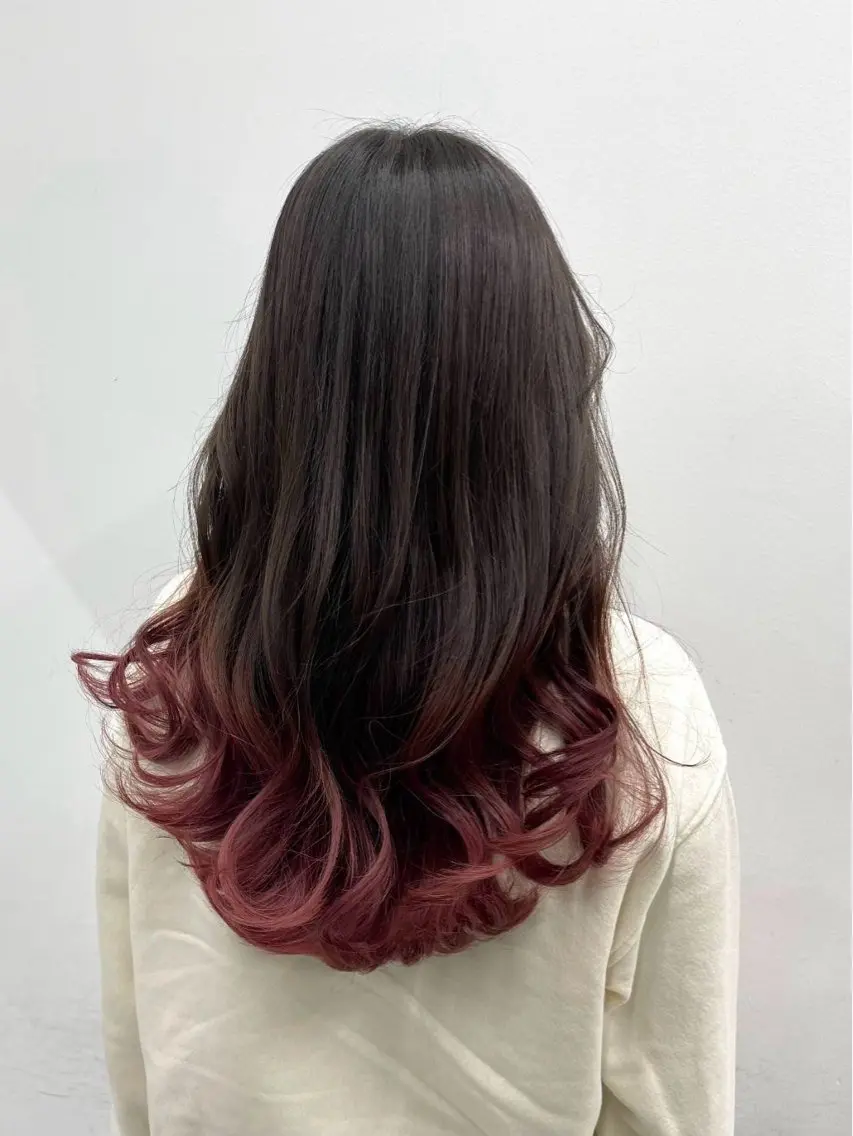 ミディアム カット ヘアカラー トリートメント Cielo by Siestaのヘアスタイル