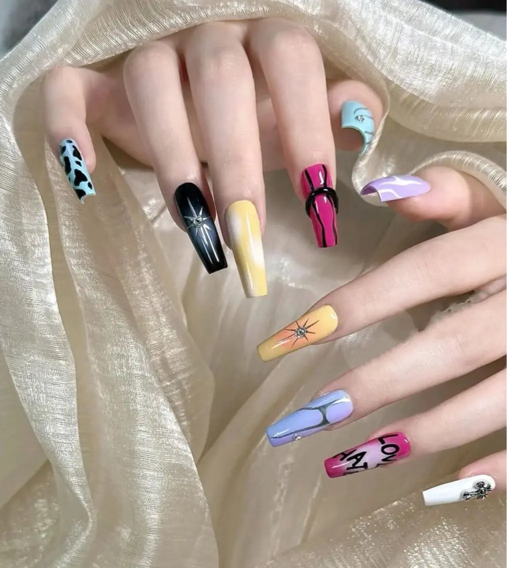 ネイル ハンドネイル ハンドケア ちごみ Novaのネイルデザイン