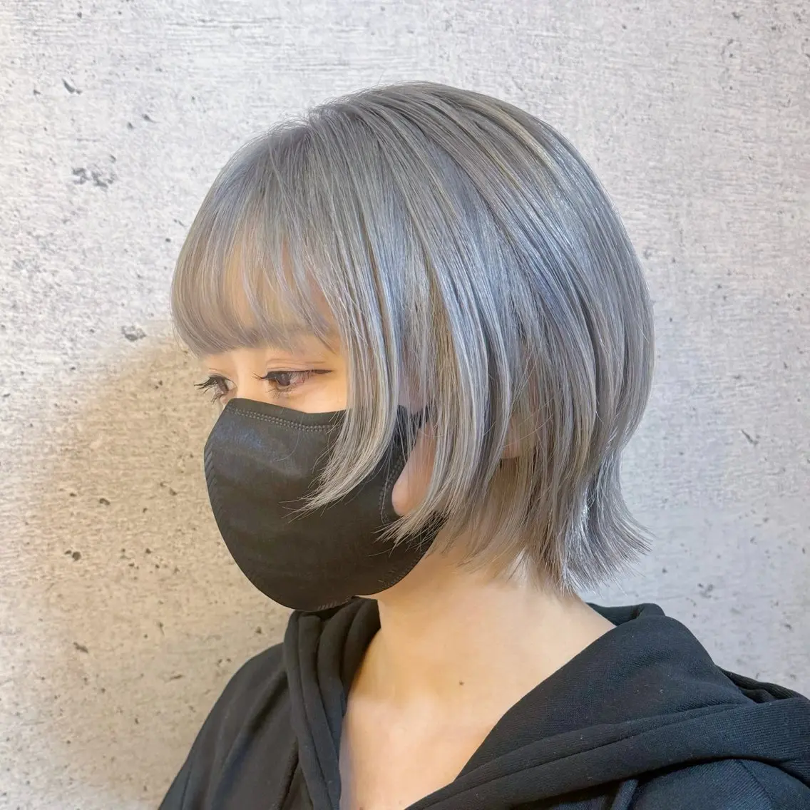 ショート カラー ブリーチ ショートヘア ウルフカット カット ヘアカラー トリートメント 久保 敏之のヘアスタイル