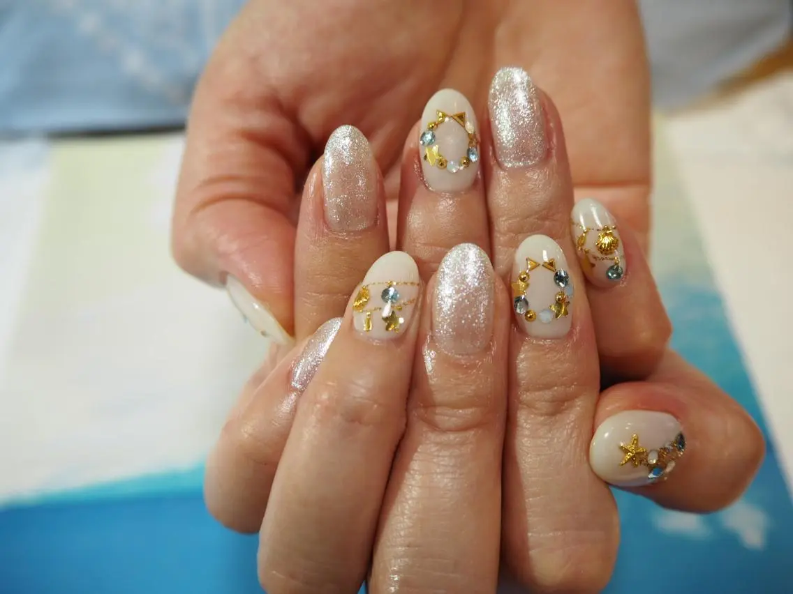 ネイル 冬ネイル クリスマス ”salon" そりまちゆうこのネイルデザイン