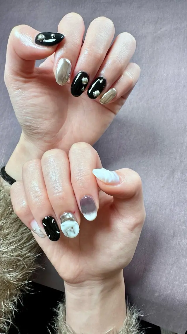 ネイル ニュアンスネイル ハンドネイル ハンドケア Atelier Ariのネイルデザイン