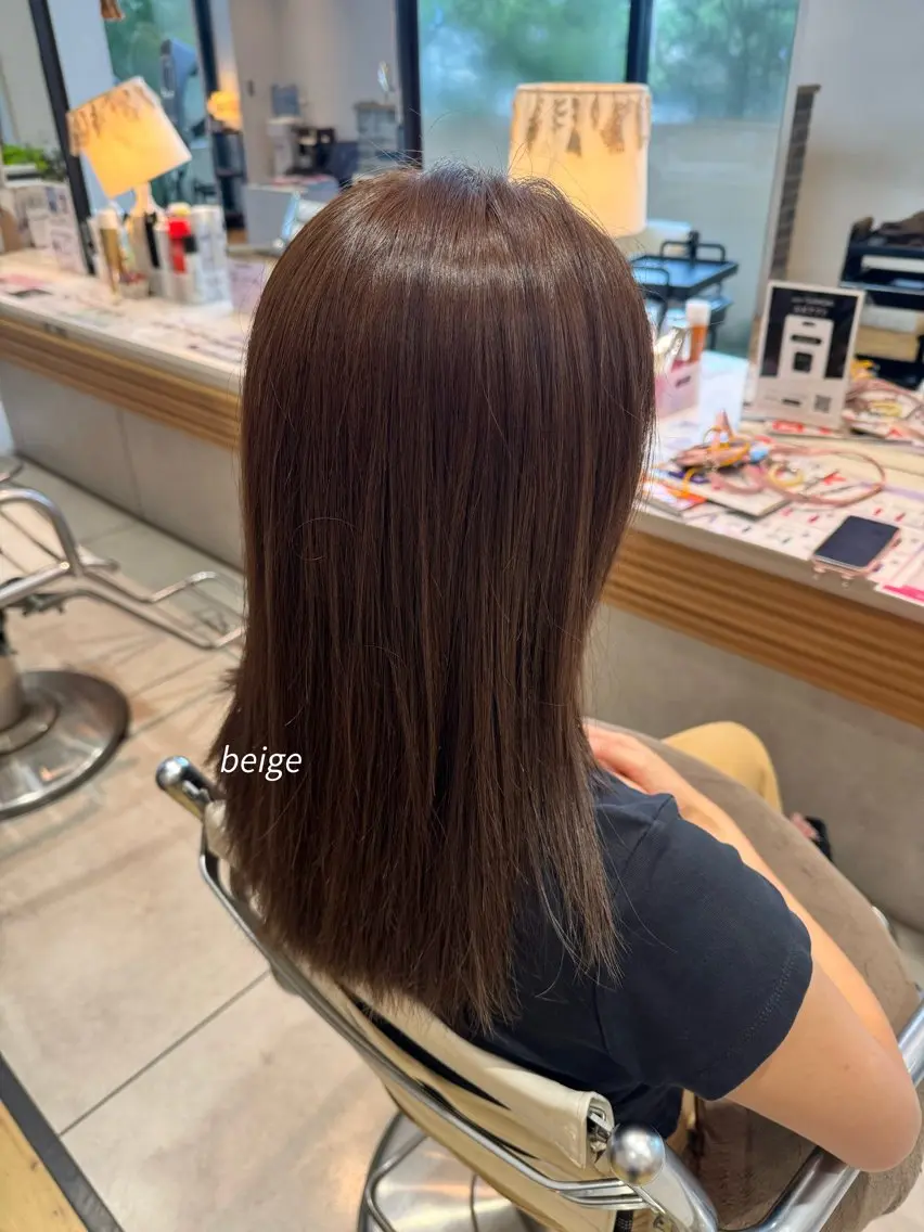 セミロング カラー ベージュカラー 透明感カラー ヘアカラー 西川 来夢のヘアスタイル