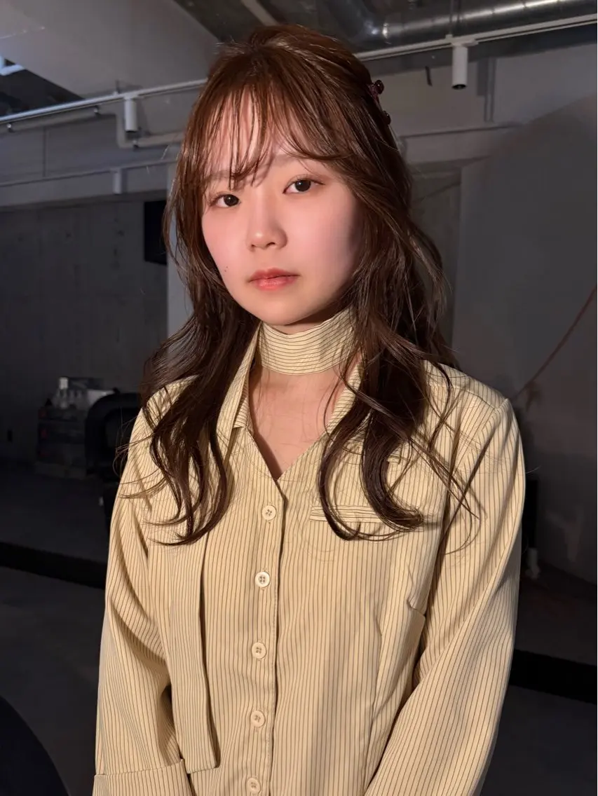 セミロング カラー ブリーチ ブラウンカラー ブリーチなしカラー SITY.レイヤー ボブ/透明感カラーのヘアスタイル