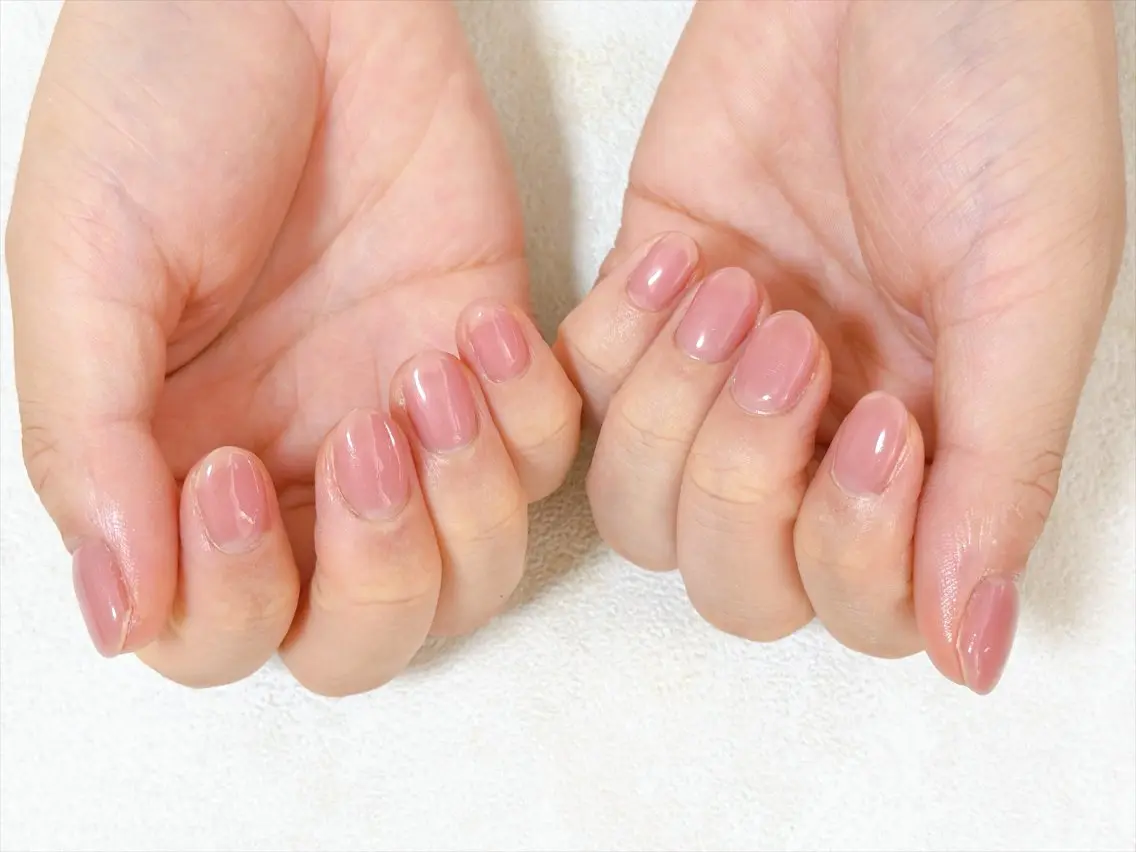 ネイル アニマル柄 オーロラネイル フットネイル フレンチネイル ジェルネイル ハンドネイル mogunail &blowのネイルデザイン