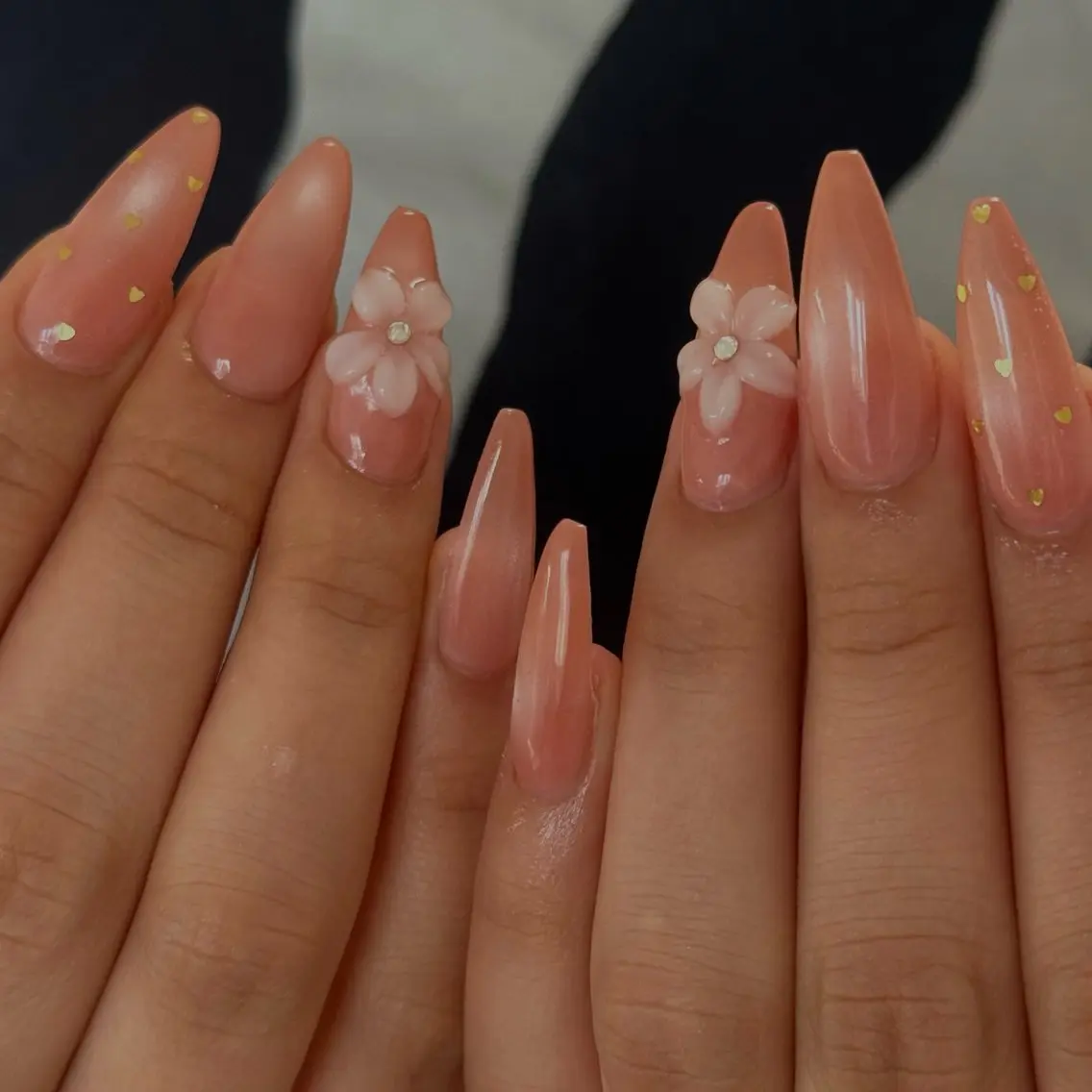 ロング 韓国風ヘア ハンドネイル navi nail ayaneのネイルデザイン