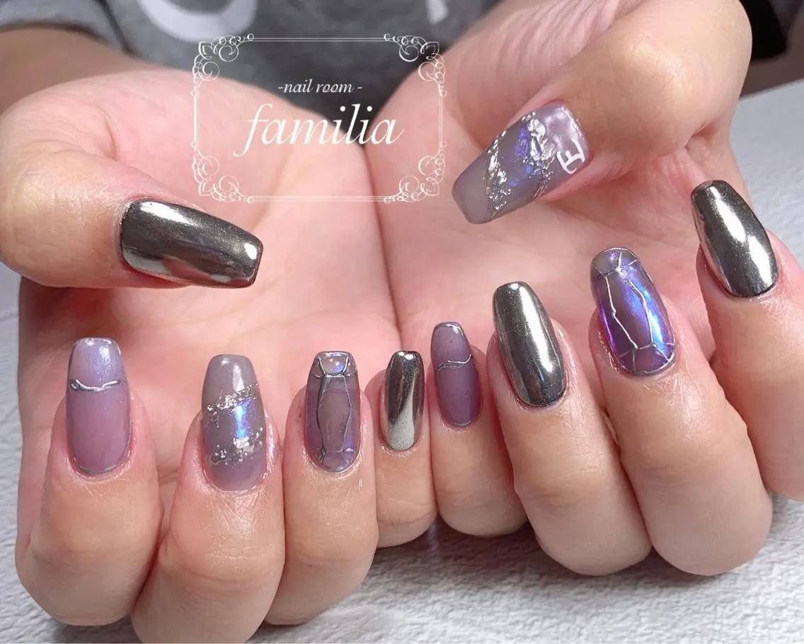 ネイル ハンドネイル -nailroom- familiaのネイルデザイン